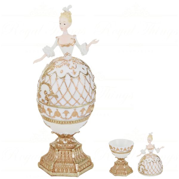 D 42068 Goodwill Christmas Decorative Items Regal Lady Egg Box On Stand Tabletop Cream Vari B